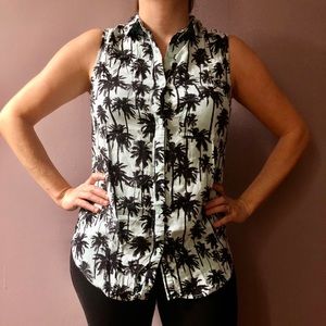 Blue & black palm tree print button down tank top
